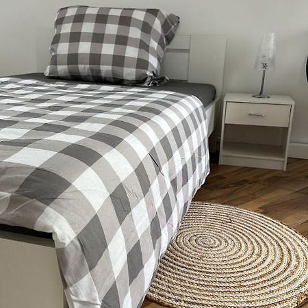 Schoenes Zimmer Im Zentrum - 3 Paderborn Ngoại thất bức ảnh
